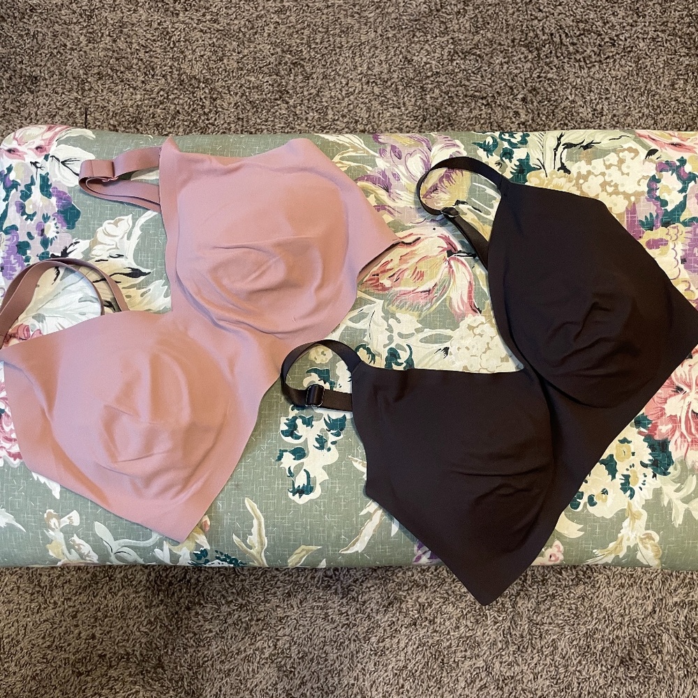 (2) aerie Real Free bras